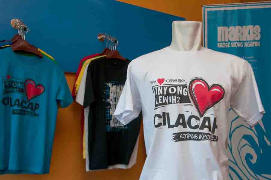 Kaos Ngapak LOVE CILACAP