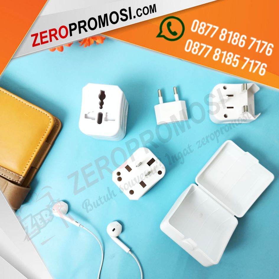 Travel Adaptor UAR01 Konverter Charger Cetak Logo Untuk Souvenir