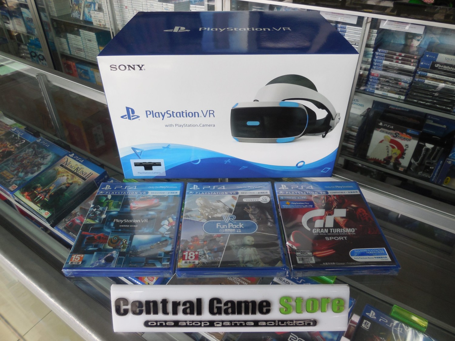 PS4 PlayStation VR New Model (CUH – ZVR 2) – Bundle 3 Games