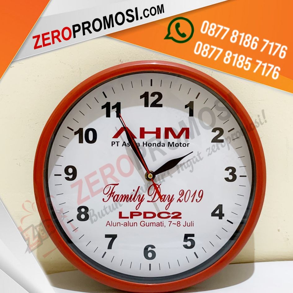 Souvenir Jam Dinding Plastik Unik Tipe 818 Custom Logo