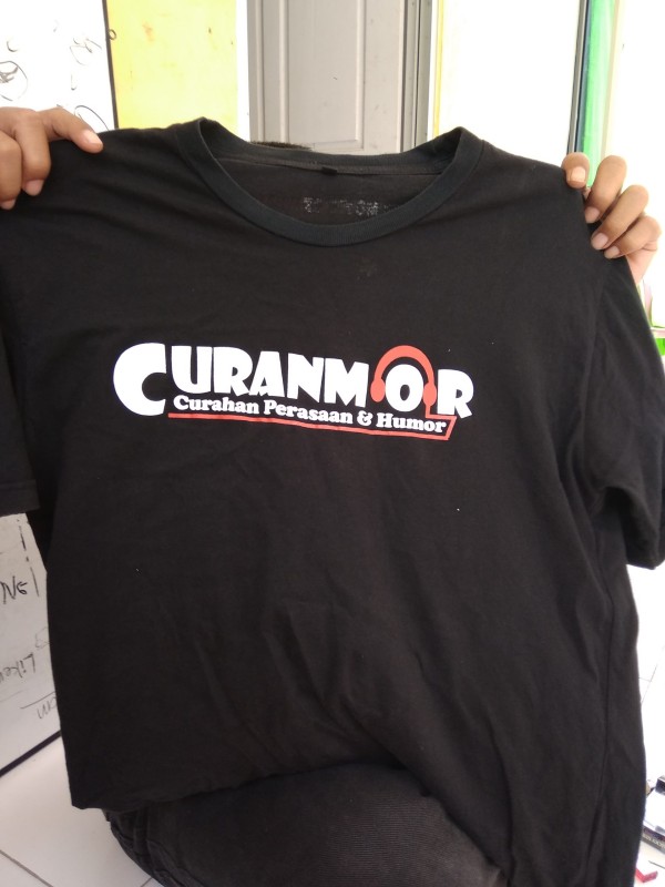 Merchandise Kaos CuranmorMerchandise Kaos Curanmor