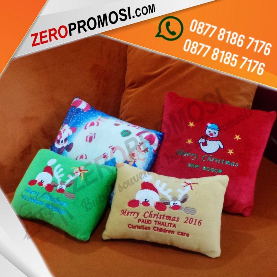 Bantal Kotak Velboa Untuk Souvenir Acara Natal Custom